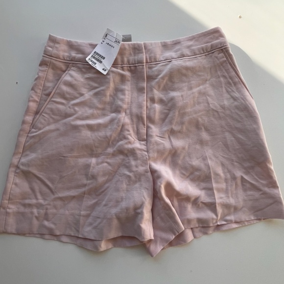 H&M pink/cream shorts! new with TAGS! - Picture 1 of 3